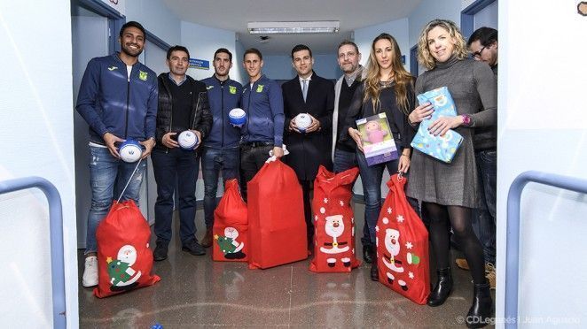 Jugadores CD Leganés Visitan Hospital Severo Ochoa