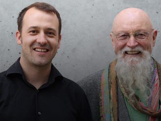 Terry Riley y su hijo Gyan Riley