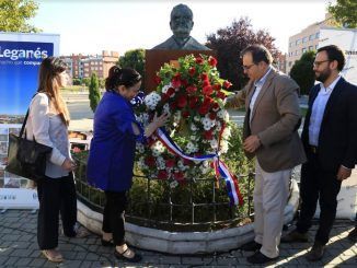 Maya Fernández Allende en el acto para recordar a la figura de su abuelo