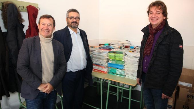 Fuenlabrada recoge 1.300 libros de texto que donará a un programa social europeo en Bulgaria