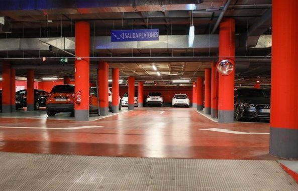 Los pequeños comercios de Getafe podrán ofrecer a sus clientes aparcar gratis en el parking del Ayuntamiento