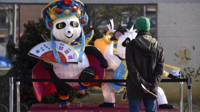El gran desfile con 1.200 artistas pondrá fin a la celebración del Año Nuevo Chino en el distrito de Usera