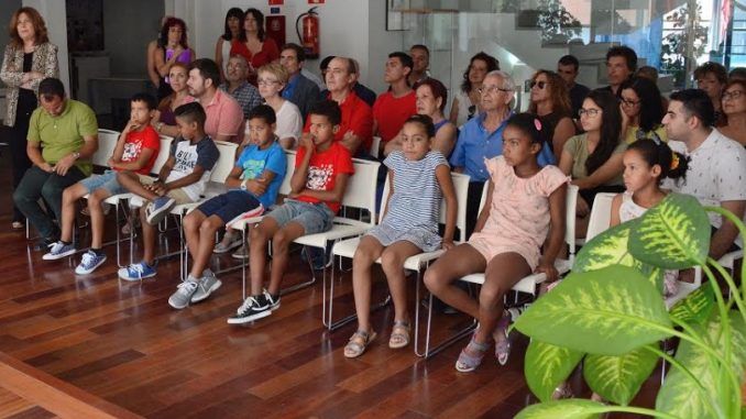 Alcorcón recibe a los saharauis del programa Vacaciones en paz