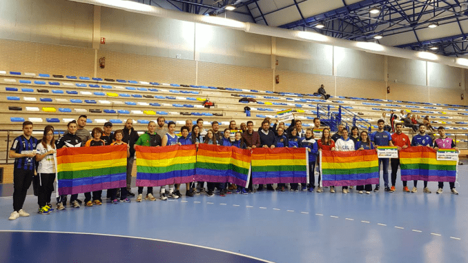 El Ayuntamiento, Leganés y clubes locales se unen para visibilizar el carácter abierto y tolerante de Leganés en el Día contra la LGTBIfobia en el deporte