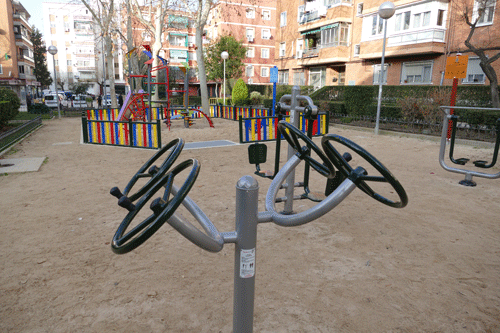 Parque-Infantil-y-Área-Biosaludable