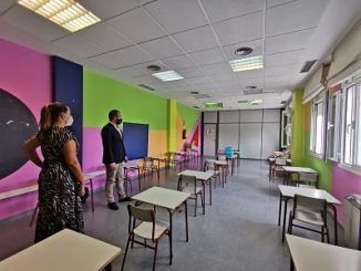 Visita espacios habilitados como aula en Arroyomolinos
