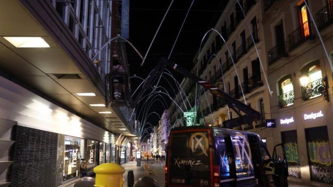 Calle Preciados de Madrid en Navidad