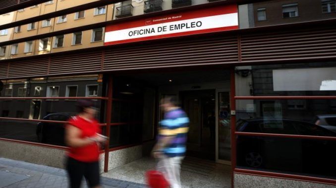 La covid hizo cerrar 2020 con 127.700 parados más en Madrid, según la EPA