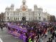 Manifestación por el Día de la Mujer a su paso por el Ayuntamiento en 2020.