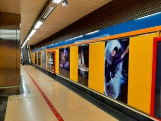 Fotografías de la exposición de #DanzaxAgua en el Metro de Madrid