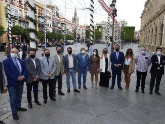 La Banda Sinfónica Municipal de Sevilla ofrece el ‘Concierto de Feria’ en el Teatro Lope de Vega con las sevillanas como protagonistas de un recital en el que participan Las Soles, Los del Guadalquivir, Somos del Sur y Brumas