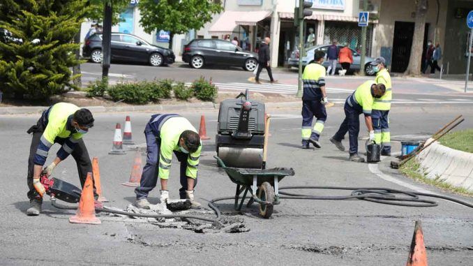 Baja el número de desempleados en Móstoles.