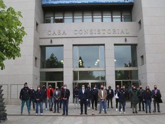 el Ynsadiet Baloncesto Leganés en la Casa Consistorial de Leganés