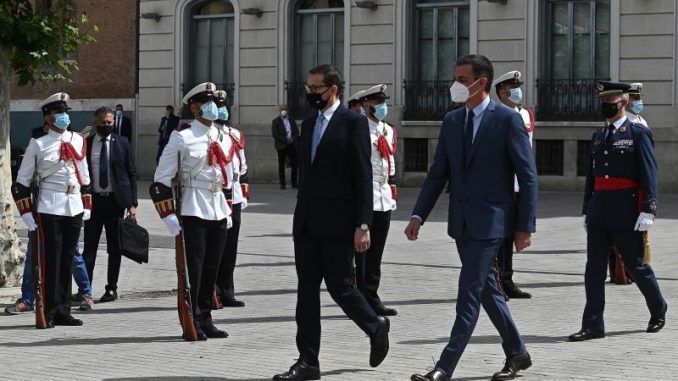 Sánchez advierte a Marruecos: Es inaceptable atacar fronteras como protesta