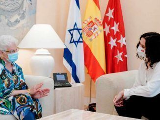 Díaz Ayuso se compromete con la embajadora de Israel a colaborar para erradicar el antisemitismo