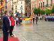 Juan Espadas, alcalde de Sevilla, participa en el izado solemne de la bandera de España. Un acto que ha tenido lugar en la Plaza de San Francisco con motivo del centenario de la creación de la Base Aérea de Tablada. Para Espadas “es un privilegio participar en el centenario de la Base Aérea de Tablada y en la divulgación del significado de la aviación y la defensa de Sevilla. Tenemos motivos para sentirnos orgullosos de la historia que nos señala como una referencia en Europa”. El alcalde de Sevilla no ha estado solo en el acto. Junto a él se encontraban el delegado de Gobernación y Fiestas Mayores, Juan Carlos Cabrera; la delegada de Hacienda, Sonia Gaya; el delegado de Economía, Comercio, Relaciones con la comunidad universitaria y área metropolitana, Francisco Páez; y la delegada del Distrito Los Remedios, María Encarnación Aguilar. Otras actividades El acto irá acompañado de la recuperación del calendario de actividades sociales y culturales, que el año pasado se vio limitado por la pandemia de covid-19. Entre este evento se encuentra a V edición del festival flamenco “Noches de Tablada” en julio. Además del Raid Aéreo que conectará las cuatro Bases centenarias (León, Zaragoza, Getafe y Tablada) en septiembre y la exposición “Tablada fue el principio” en el Ayuntamiento de Sevilla y Plaza de San Francisco para octubre.