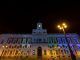 La Real Casa de Correos iluminada con los colores de la bandera LGTB