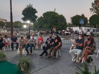 desfile de moda en la calle Betis