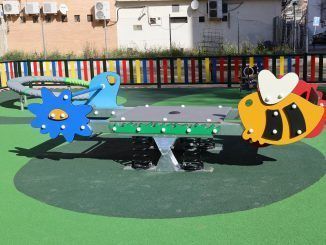 Han inaugurado la nueva área infantil  totalmente inclusiva del Parque Cataluña de Móstoles.