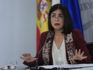 La ministra de Sanidad, Carolina Darias, ofrece una rueda de prensa tras el Consejo Interterritorial del Sistema Nacional de Salud este miércoles en Madrid. EFE/ Fernando Alvarado