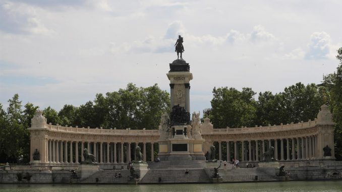 Imagen de archivo del parque del Retiro de Madrid. EFE/JuanJo Martín