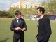 Álvaro Arbeloa, embajador del Real Madrid, y José Pérez, presidente de Ecopilas, visitaron la escuela socio deportiva de fútbol.