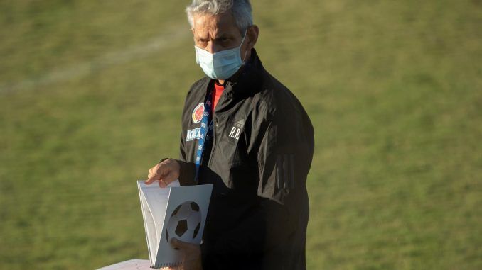 El entrenador colombiano Reinaldo Rueda, en una fotografía de archivo. EFE/Joédson Alves
