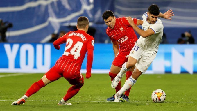 Imagen del Real Madrid-Sevilla de esta temporada disputado en el estadio Santiago Bernabéu. EFE/Archivo
