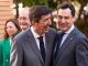 El presidente de la Junta de Andalucía, Juanma Moreno (d), sonríe junto al vicepresidente, Juan Marín (Cs), tras la foto de familia en el marco de una reunión del Consejo de Gobierno. EFE/Archivo