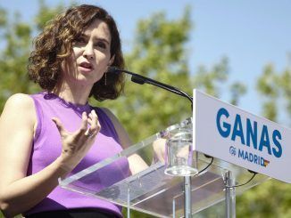 La presidenta de la Comunidad de Madrid, Isabel Díaz Ayuso, participa en un acto en Majadahonda, Madrid. EFE/Luca Piergiovanni