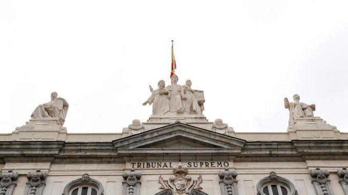 Imagen de archivo de la fachada del Tribunal Supremo. EFE/Juan Carlos Hidalgo
