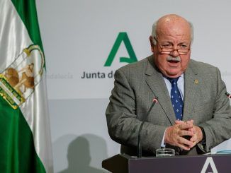 El consejero de Salud y Familias, Jesús Aguirre, durante una rueda de prensa. EFE/Archivo