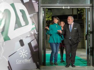 Imagen de archivo de la candidata de Adelante Andalucía a la Presidencia de la Junta, Teresa Rodríguez, antes de un debate electoral en Canal Sur. EFE/Archivo