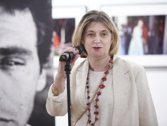 La directora de PhotoEspaña, Claude Bussac, durante la inauguración de la exposición fotográfica colectiva "Scuplting Reality". EFE/Luca Piergiovanni