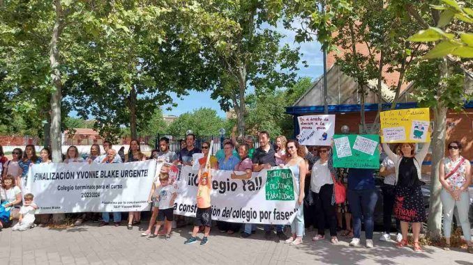 Leganemos lanza su apoyo a las familias no admitidas en sus centros educativos