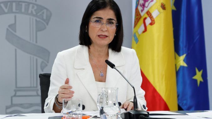 La ministra de Sanidad, Carolina Darias, ofrece una rueda de prensa tras un Consejo de Ministros. EFE/ J.J. Guillén
