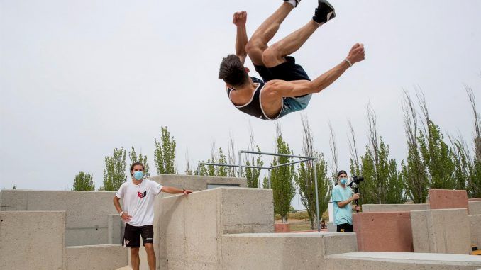 Instalación deportiva para la práctica de parkour, en una fotografía de archivo. EFE/Javier Cebollada
