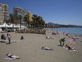 Zona de la playa de La Malagueta en Málaga capital. EFE/Daniel Pérez/ARCHIVO