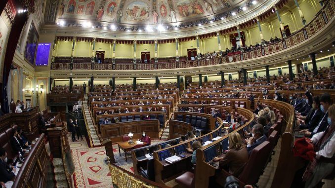 Imagen de archivo de un pleno del Congreso, en Madrid. EFE/ Rodrigo Jiménez
