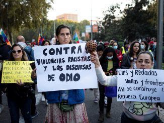 Imagen de archivo de una manifestación convocada por el movimiento antirracista de Madrid bajo el lema "Contra las violencias racistas y los discursos de odio". EFE/ Luca Piergiovanni