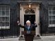 Boris Johnson abandona Downing Street en Londres antes de dirigirse a Balmoral, en Escocia, para presentar su dimisión como primer ministro británico a Isabel II. EFE/EPA/NEIL HALL