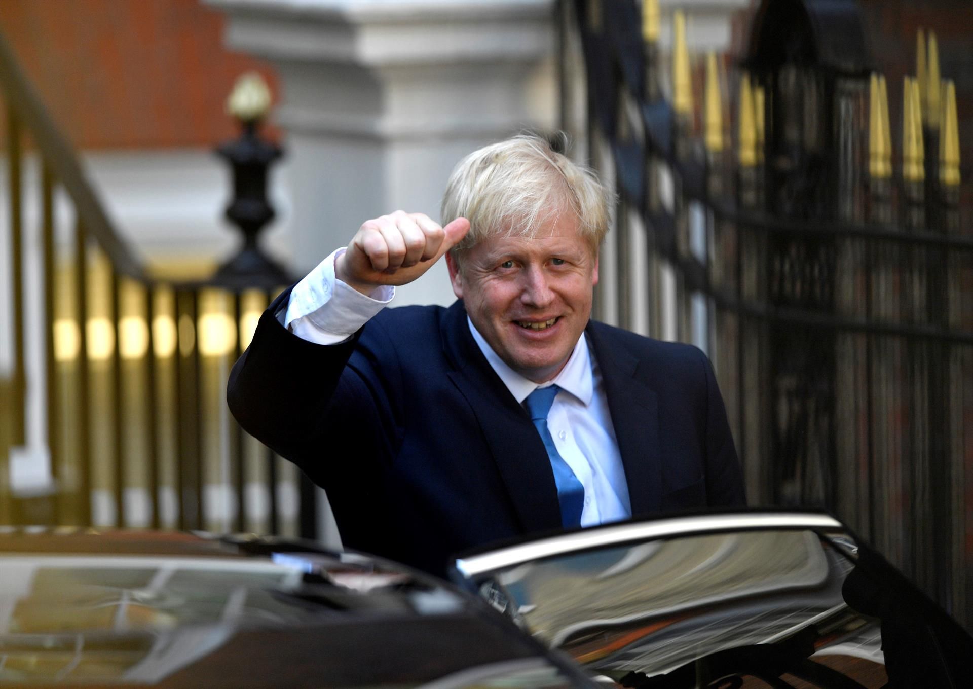 Foto de archivo del exprimer ministro británico, Boris Johnson. EFE/ Neil Hall
BRITAIN PARTIES CONSERVATIVE PARTY LEADERSHIP JOHNSON:London (United Kingdom), 23/07/2019.- Boris Johnson leaves the Conservative Party headquarters after being announced as the new Conservative party leader at an event in central London 23 July 2019. Boris Johnson defeated Jeremy Hunt to become the new British Conservative party leader winning 92,153 votes to Jeremy Hunt's 46,656. (Reino Unido, Londres) EFE/EPA/NEIL HALL
