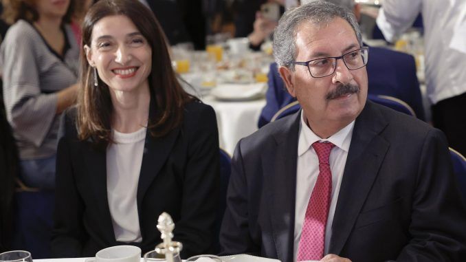 La ministra de Justicia, Pilar Llop, y el presidente del CGPJ, Rafael Mozo, durante su participación en el desayuno informativo del Fórum Europa celebrado este jueves en Madrid. EFE/Chema Moya
