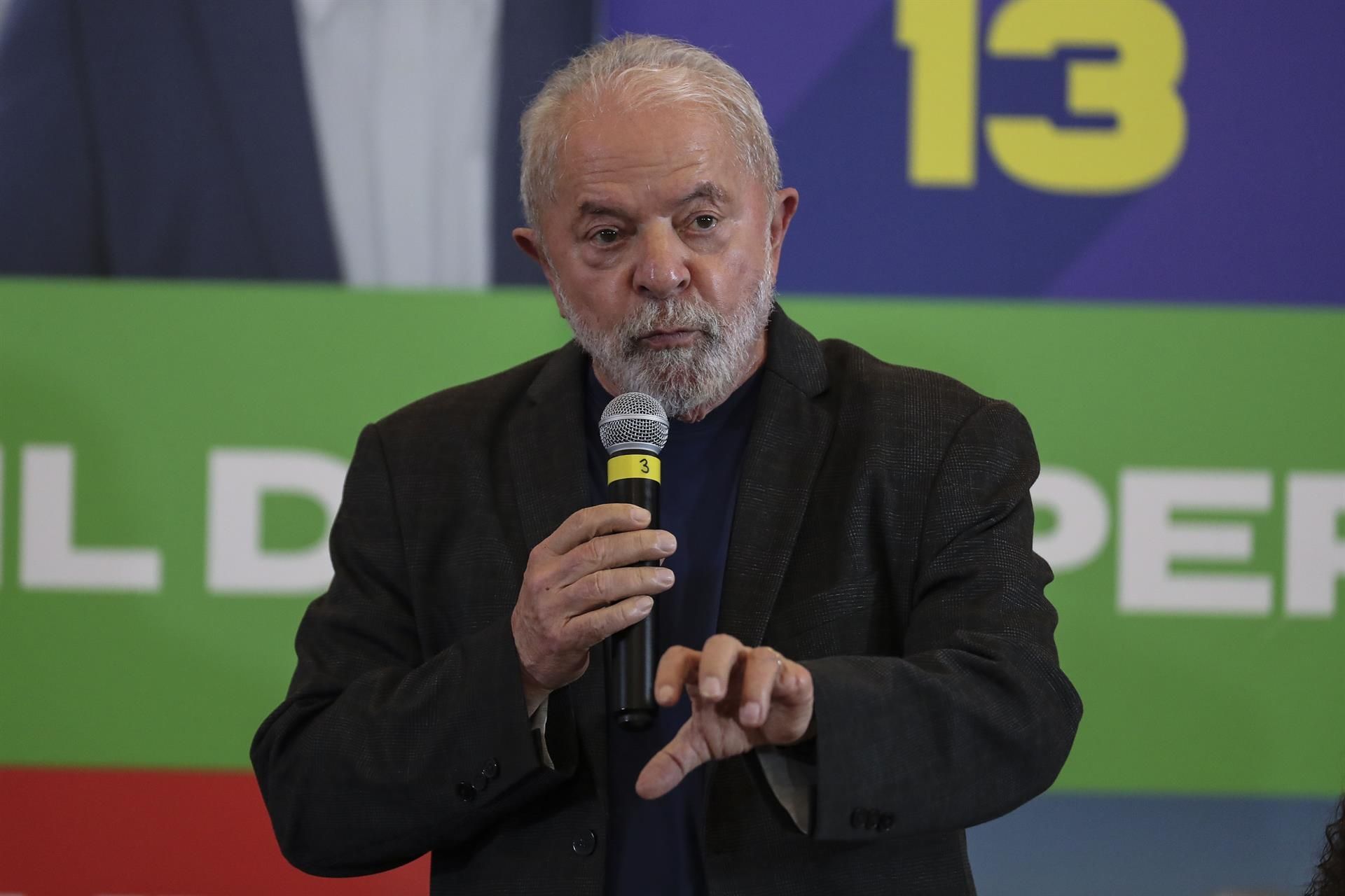 El expresidente y candidato a la presidencia de Brasil, Luiz Inácio Lula da Silva, del partido de los Trabajadores (PT), en Sao Paulo (Brasil). EFE/ Sebastiao Moreira
