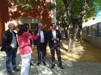 Juan Tomás de Aragón visitando el CEIP Baltasar de Alcázar tras las obras de mejora