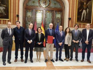 Rectores de las universidades de Sevilla, junto con el alcalde Antonio Muñoz en la Universidad de Sevilla