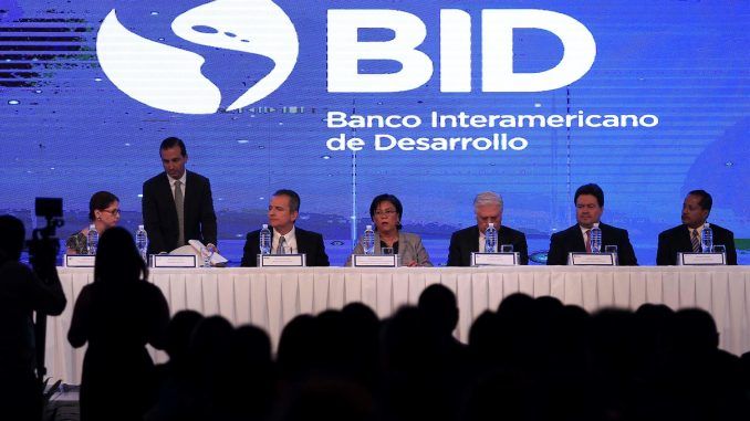 Un evento del Banco Interamericano de Desarrollo (BID), en una fotografía de archivo. EFE/Gustavo Amador
