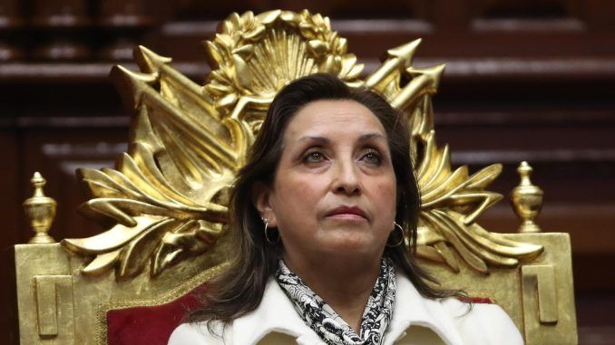 Fotografía de archivo de la vicepresidenta peruana, Dina Boluarte. EFE/ Paolo Aguilar
