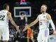 El alero bosnio del Real Madrid Džanan Musa (d) durante un encuentro correspondiente a la Liga ACB ante el Valencia Basket en el WiZink Center de Madrid, este domingo. EFE/ Kiko Huesca