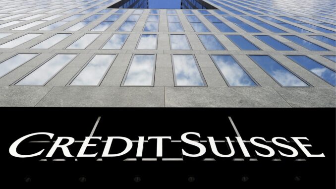 Fotografía de archivo que muestra el logo de Credit Suisse. EFE/Steffen Schmidt
